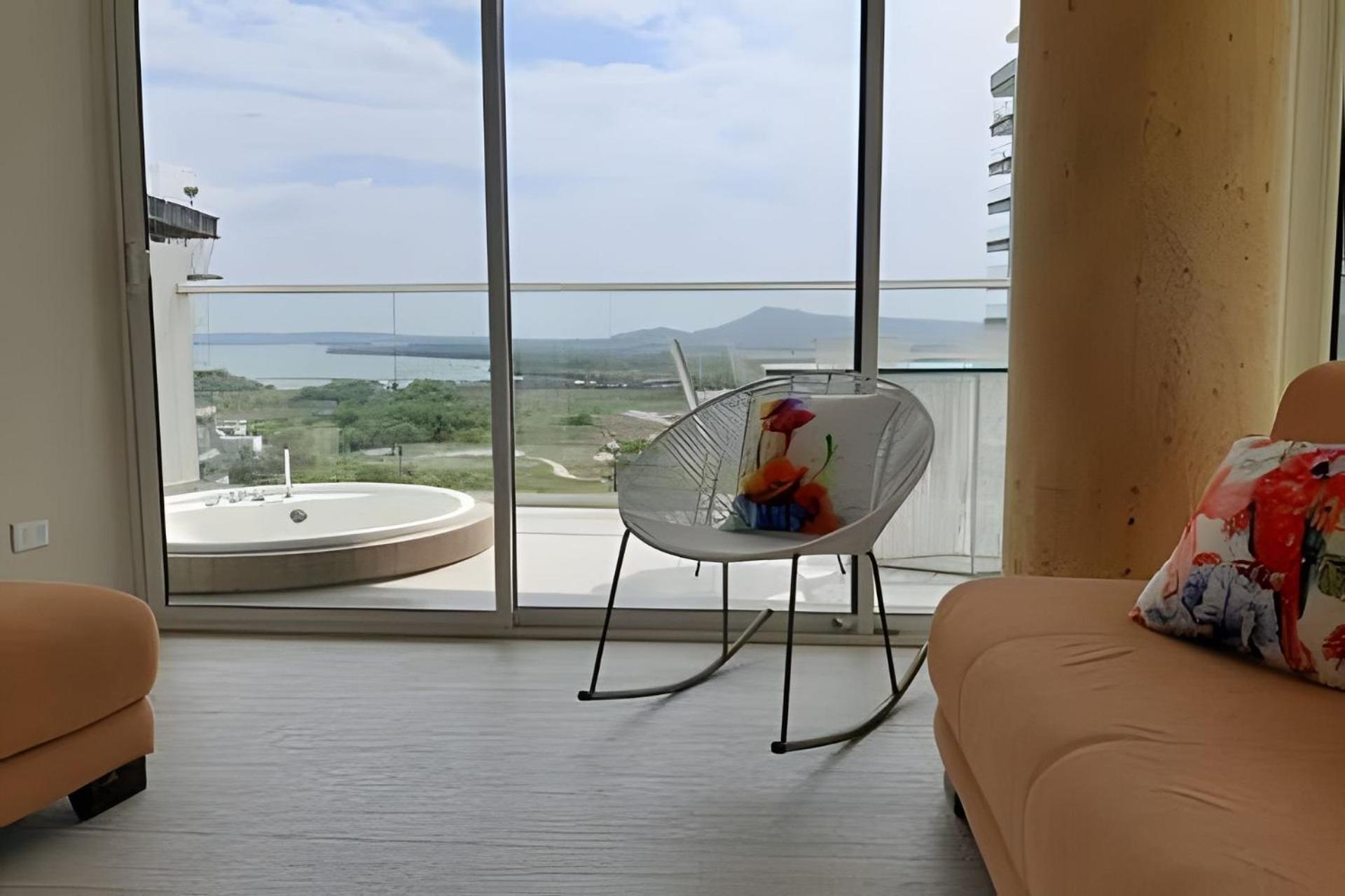 2 Dormitorios Jacuzzi Y Vista Mar. Frente A Playa Cartagena Exterior photo
